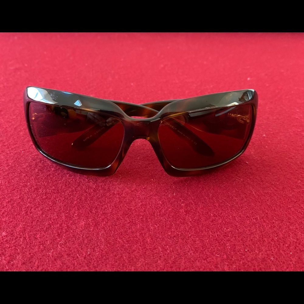 Classic Chanel Tortoise Shell 5076-H c.502/73